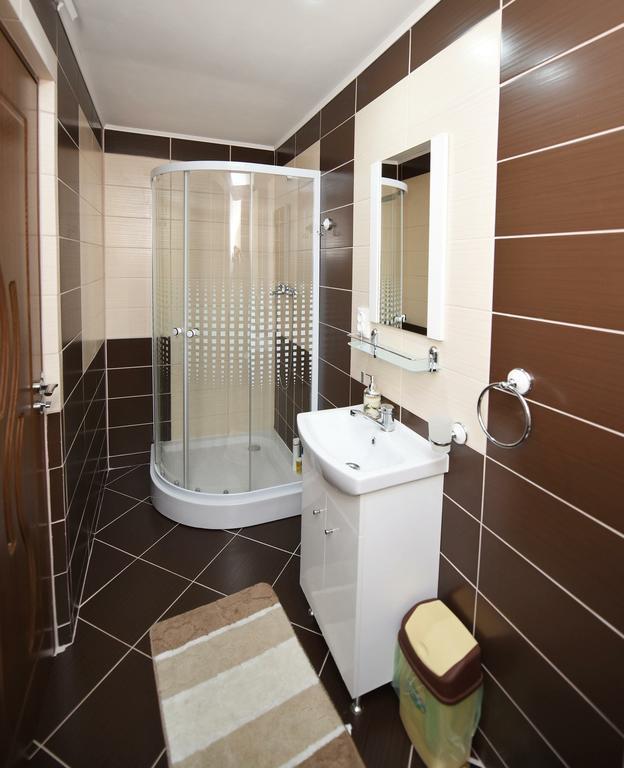 Casa Alexia Hotel Hateg Ngoại thất bức ảnh
